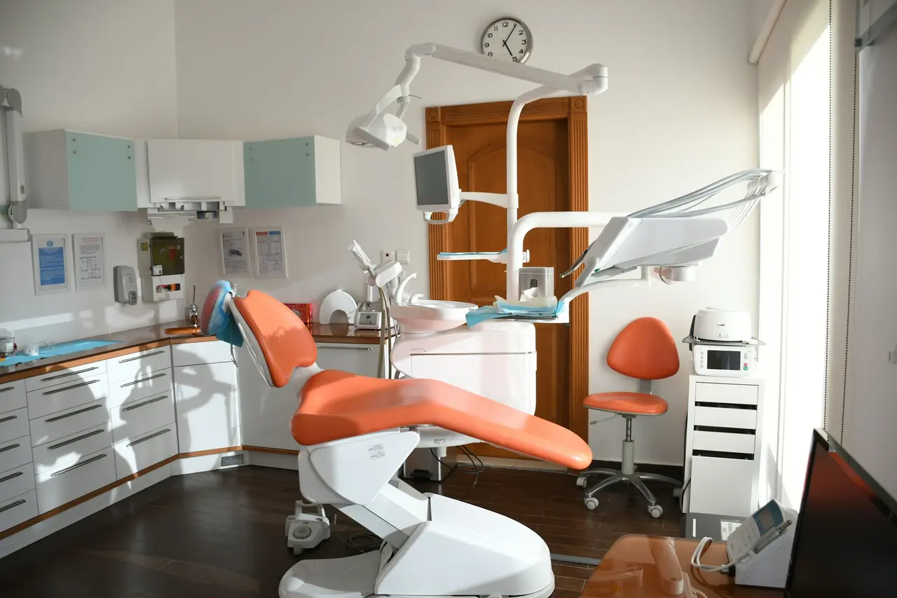 Sterile Surgical Implant Suite